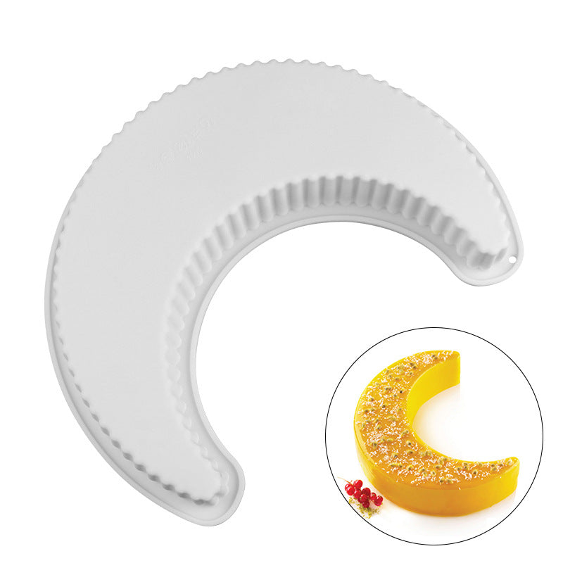 Moon Shape Silicone Cake Mold – Non-Stick Baking Pan